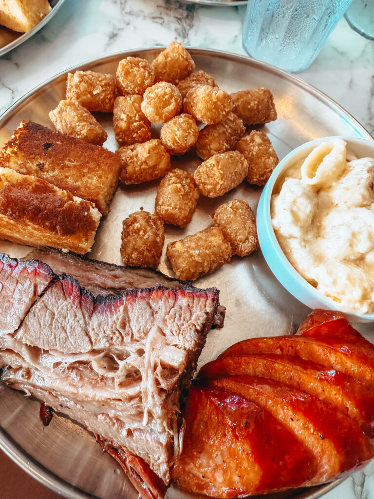 Easy 'Que - Best places to eat in Oahu